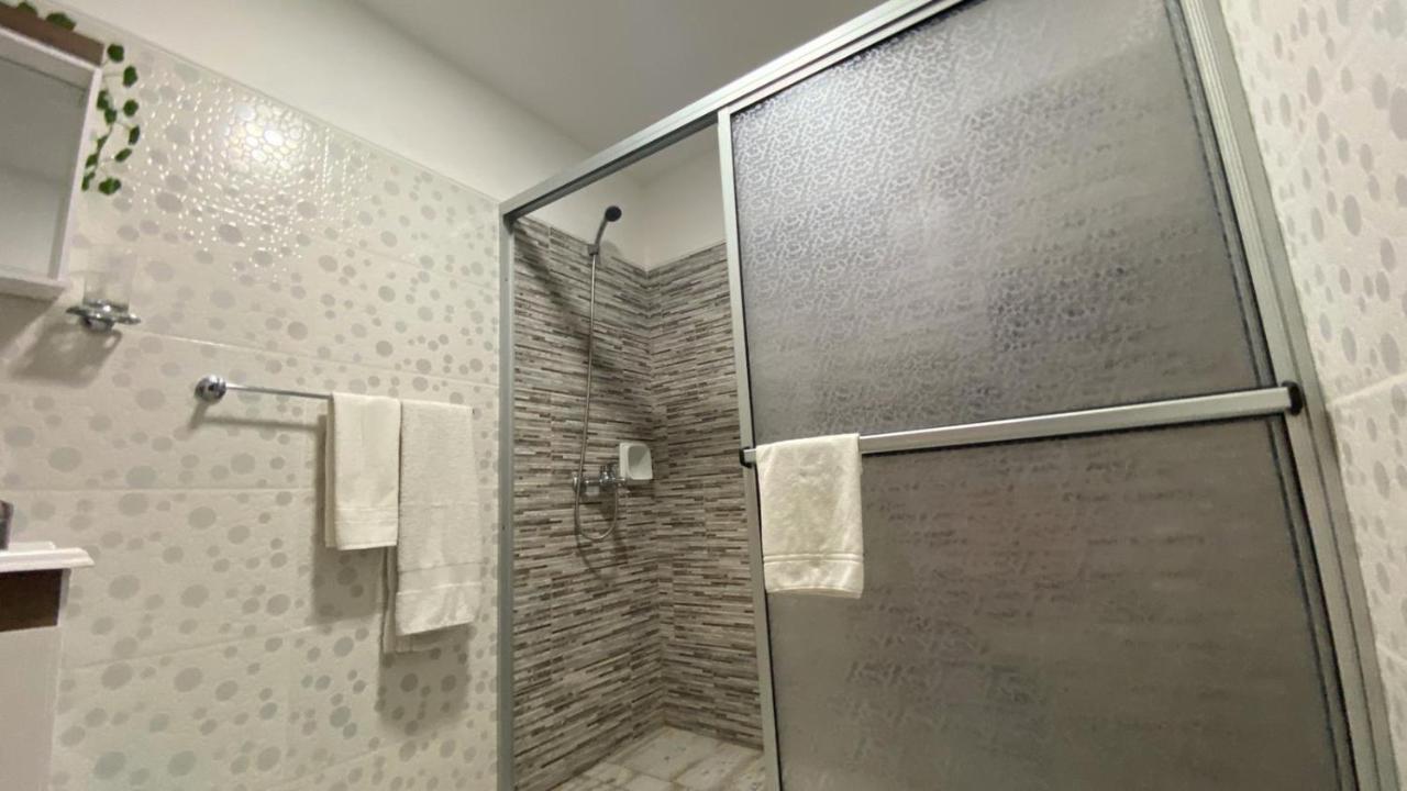 Hotel Imperial Мело Екстериор снимка